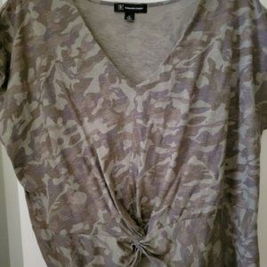 INC International Concepts Camo Knotted Front T